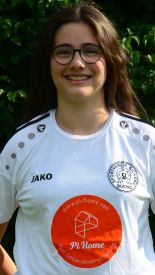 Nele Helmstetter (23) - Kapitän